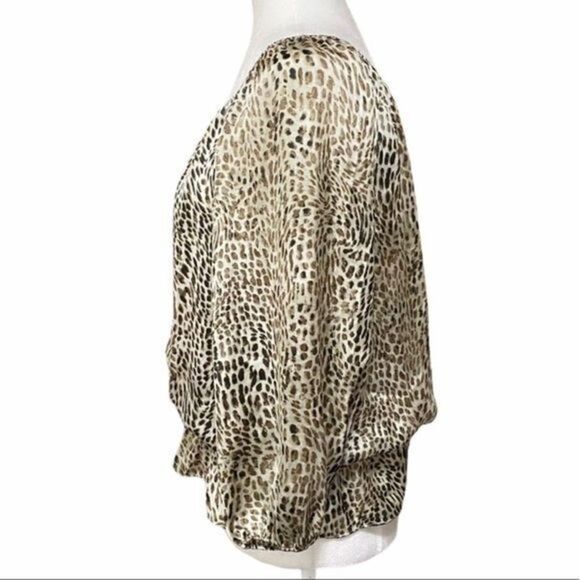 Vince Camuto Cheetah Print Peplum Blouse - Picture 3 of 4